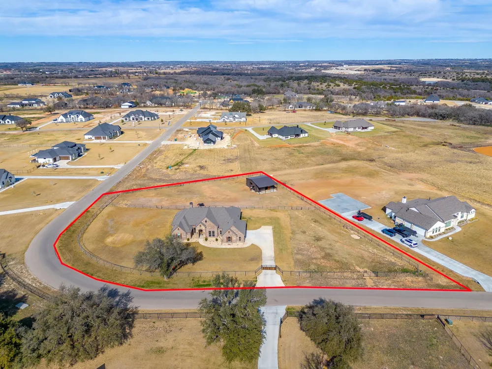 460 Royal Santana Run Weatherford, TX 76087