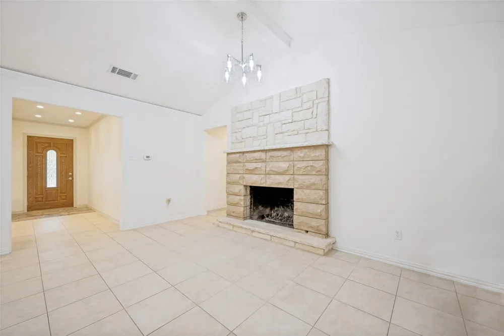 233 Oak Street Highland Village, TX 75077