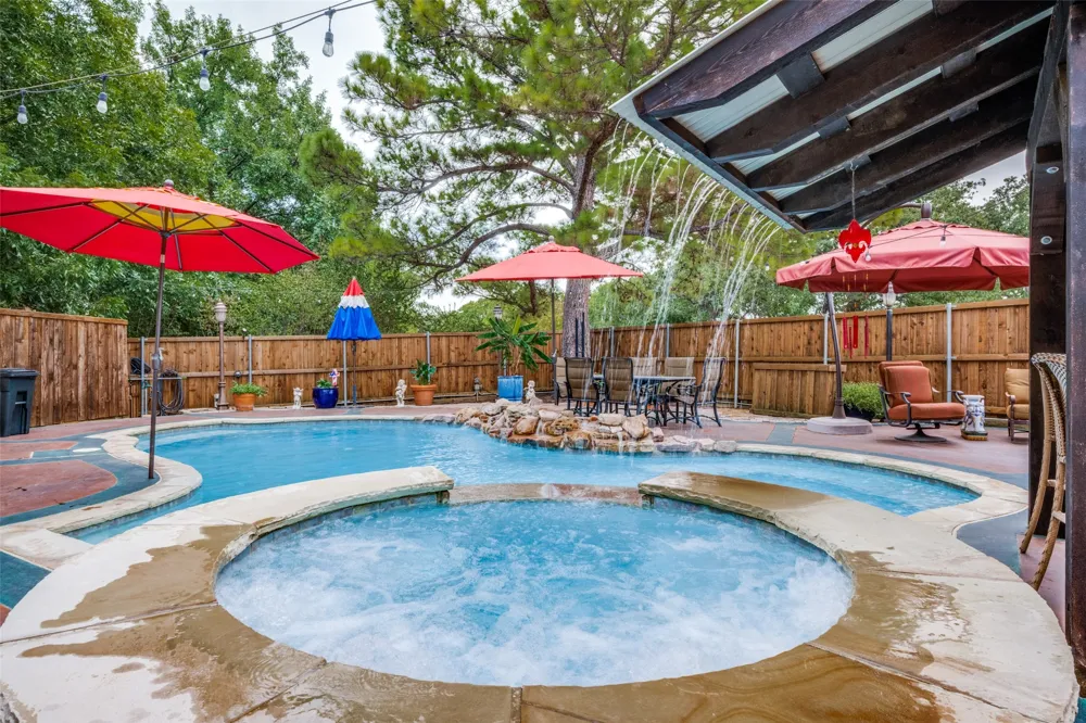 233 Oak Street Highland Village, TX 75077
