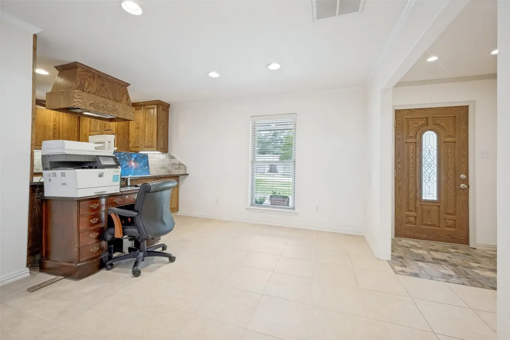 233 Oak Street Highland Village, TX 75077