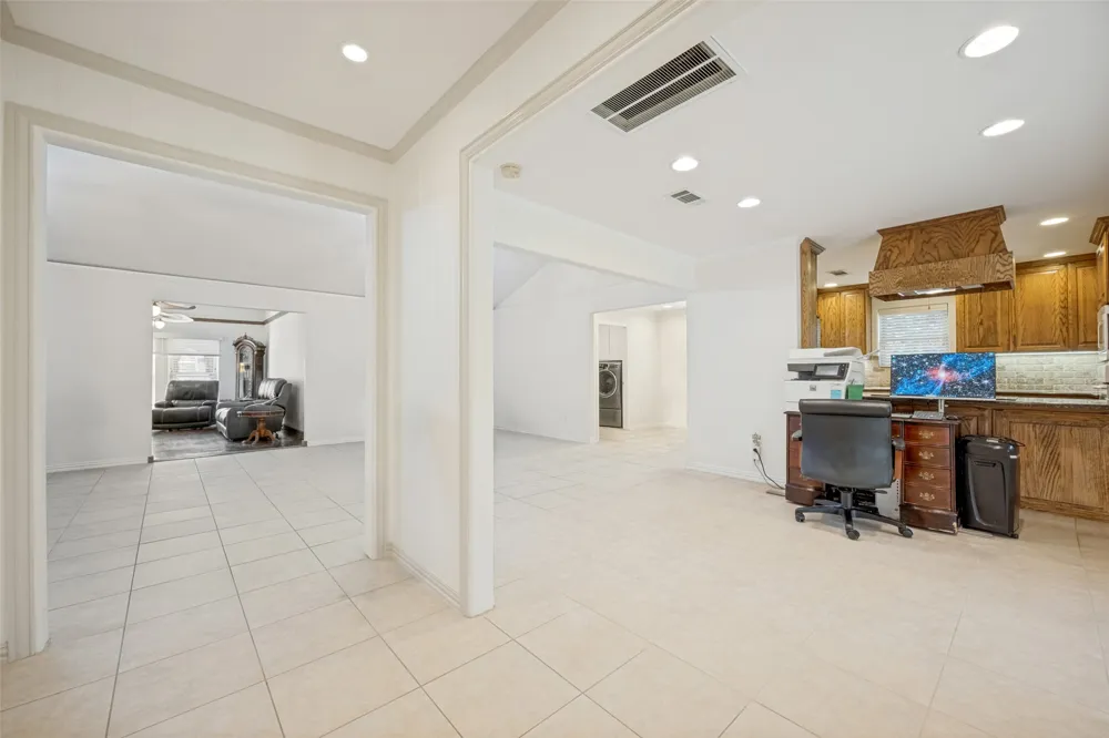 233 Oak Street Highland Village, TX 75077