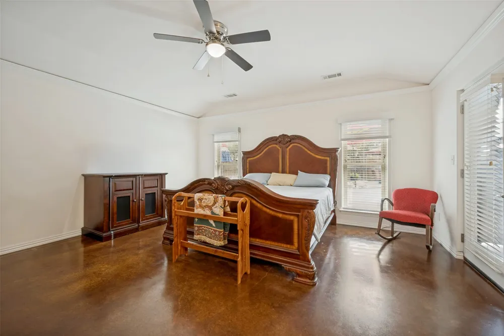 233 Oak Street Highland Village, TX 75077