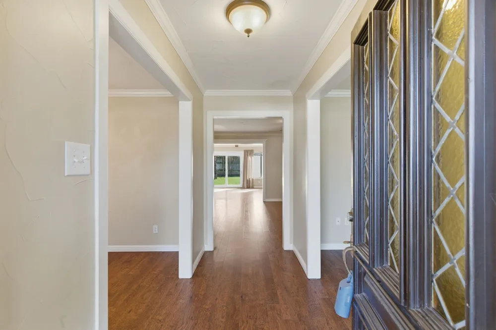 1760 Acorn Lane Hurst, TX 76054