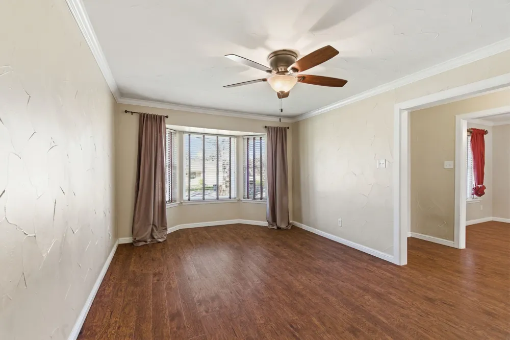 1760 Acorn Lane Hurst, TX 76054