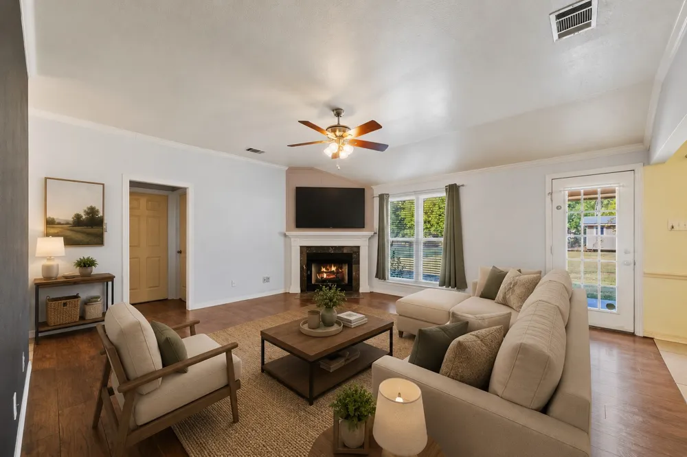 313 Main Street Red Oak, TX 75154