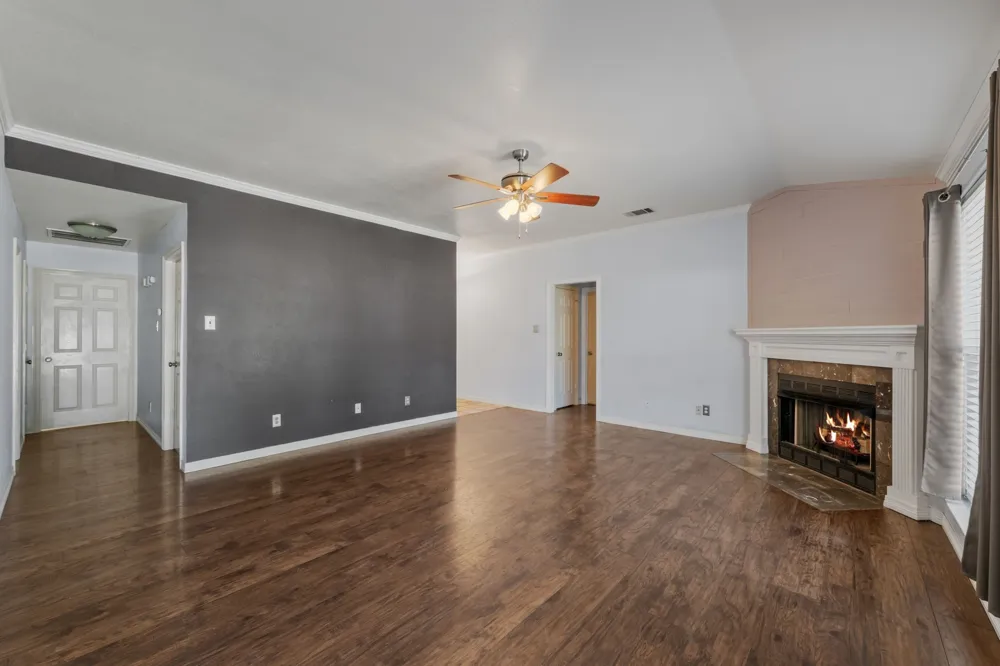 313 Main Street Red Oak, TX 75154