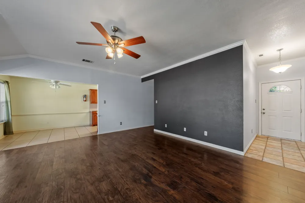 313 Main Street Red Oak, TX 75154