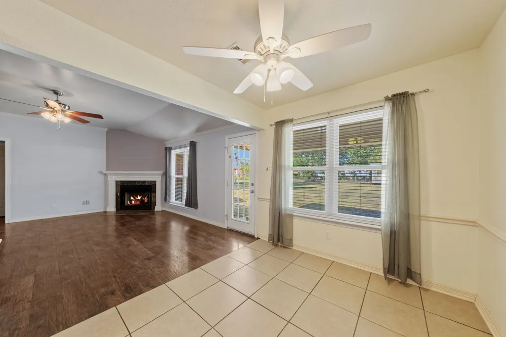 313 Main Street Red Oak, TX 75154