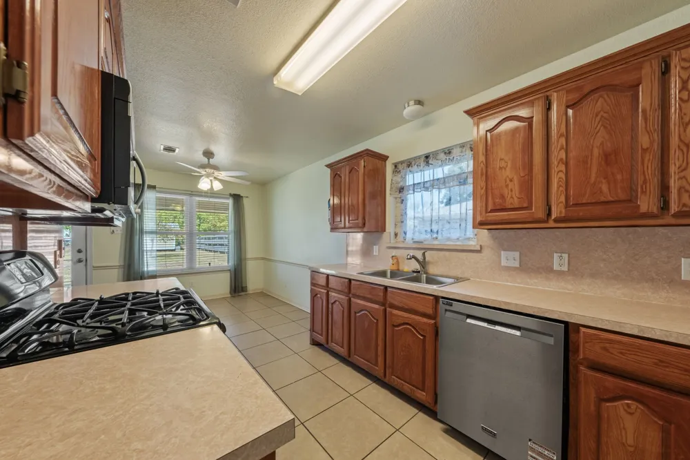 313 Main Street Red Oak, TX 75154