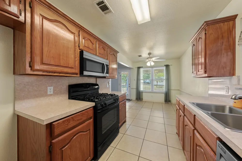 313 Main Street Red Oak, TX 75154