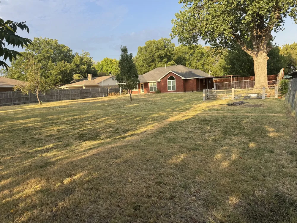 313 Main Street Red Oak, TX 75154