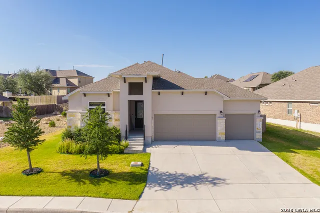 5334 Black Walnut Bulverde, TX 78163