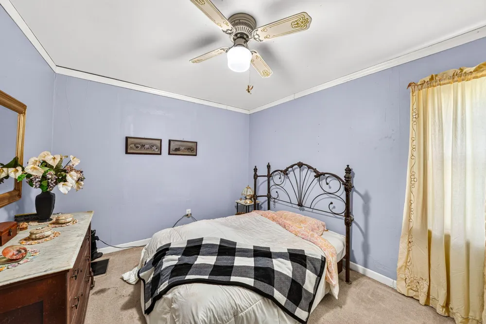 128 East Street Cassopolis, MI 49031