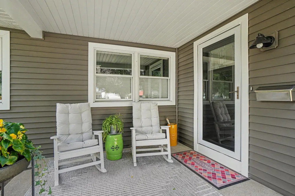 34 E 30th Street Holland, MI 49423