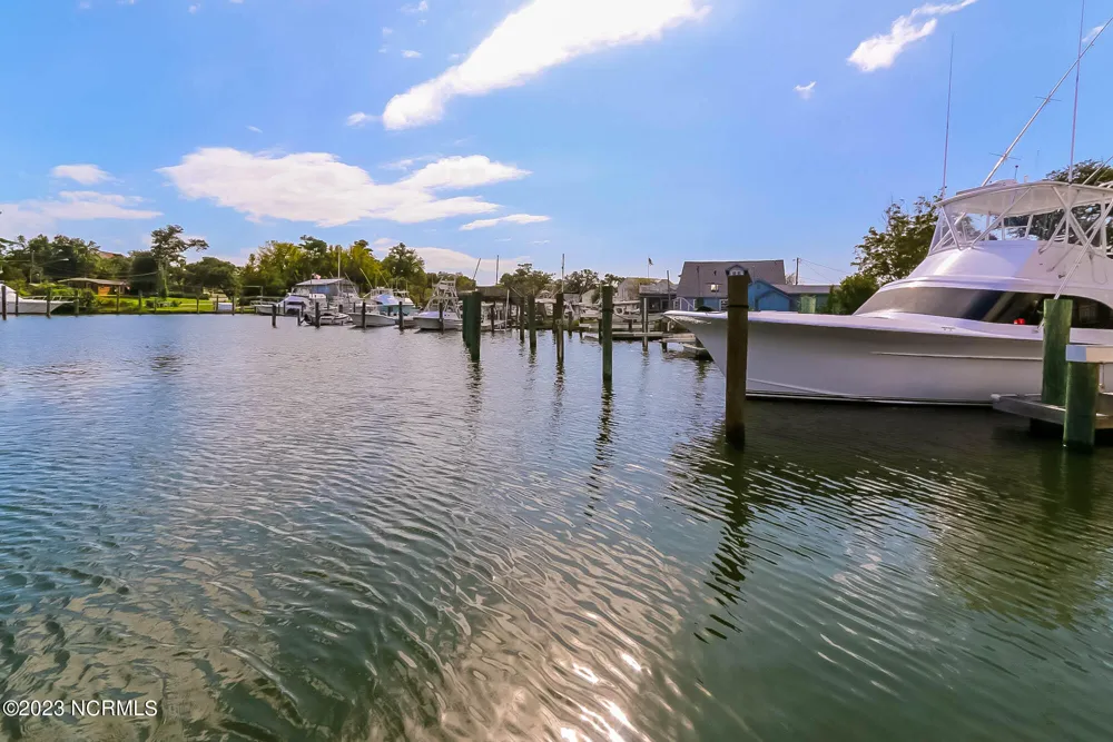 4425 Arendell Street #508 Morehead City, NC 28557
