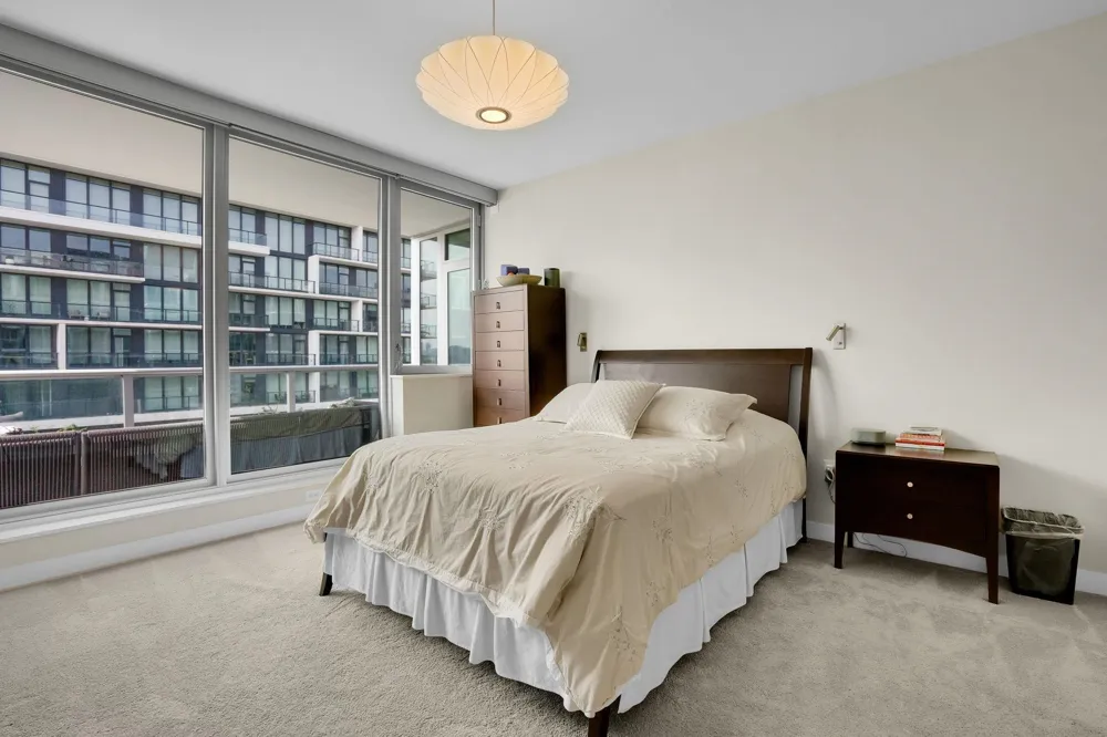1000 AVENUE AT PORT IMPERIAL Weehawken, NJ 07087