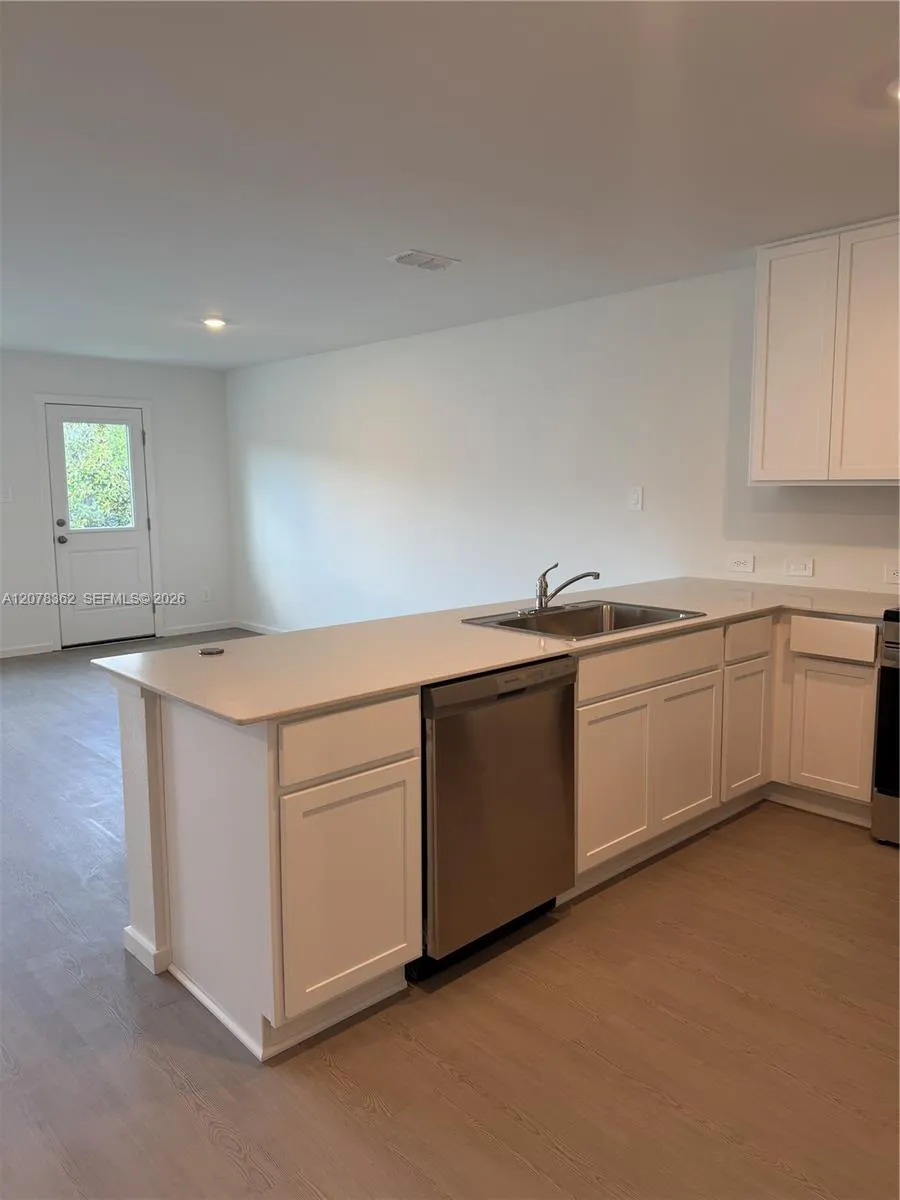 1219 Orion Davenport, FL 33837