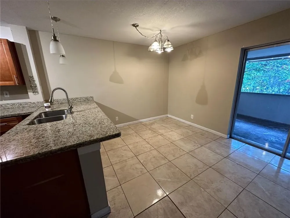 5614 BLUEBERRY COURT #173 Lauderhill, FL 33313