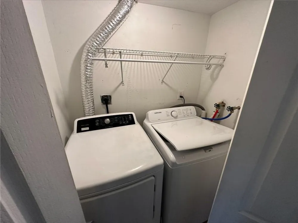 5614 BLUEBERRY COURT #173 Lauderhill, FL 33313