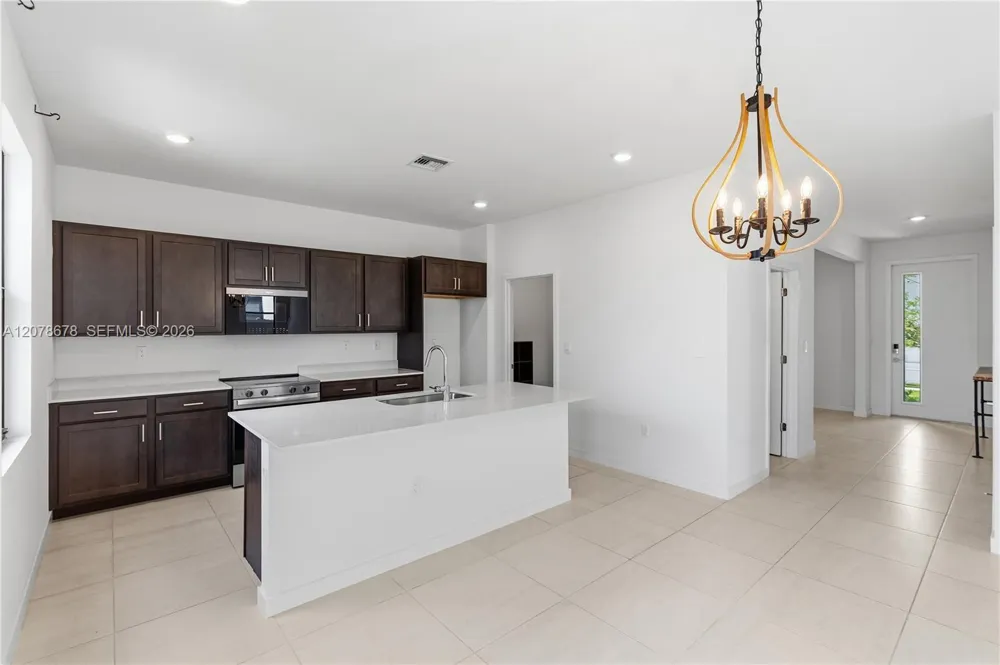 1325 NE 2nd Ct Homestead, FL 33033