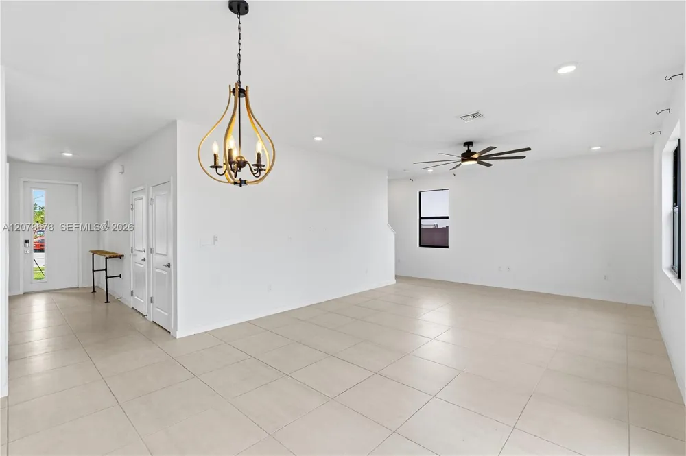 1325 NE 2nd Ct Homestead, FL 33033