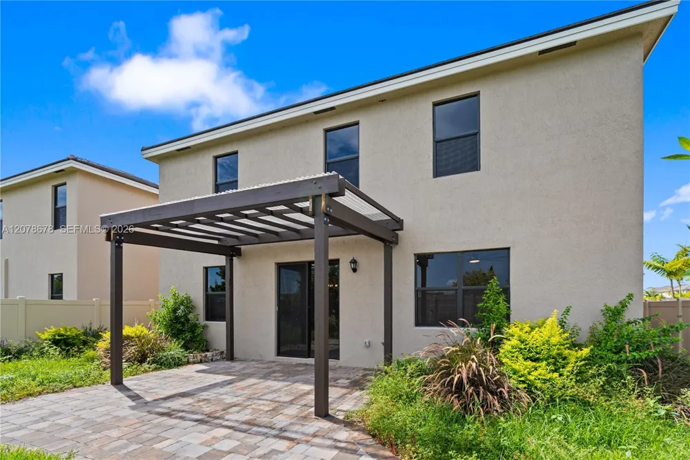 1325 NE 2nd Ct Homestead, FL 33033