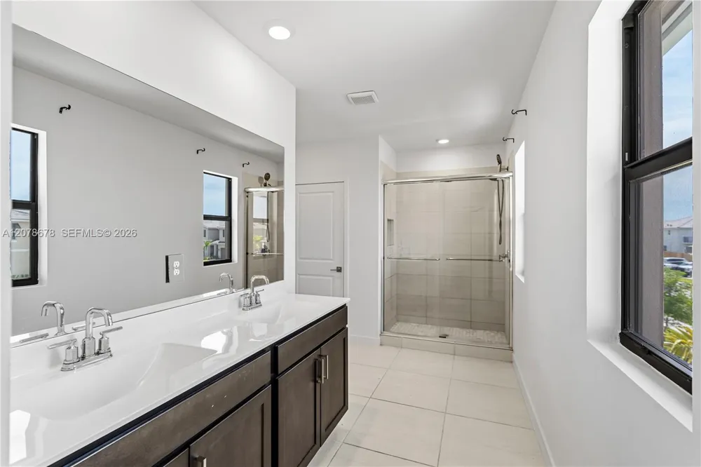 1325 NE 2nd Ct Homestead, FL 33033
