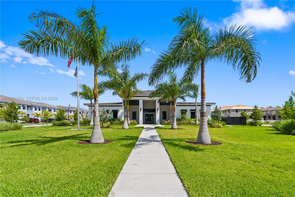 1325 NE 2nd Ct Homestead, FL 33033