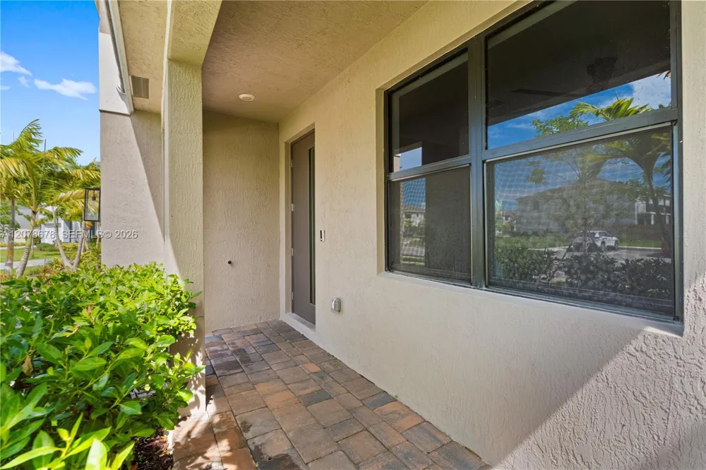 1325 NE 2nd Ct Homestead, FL 33033