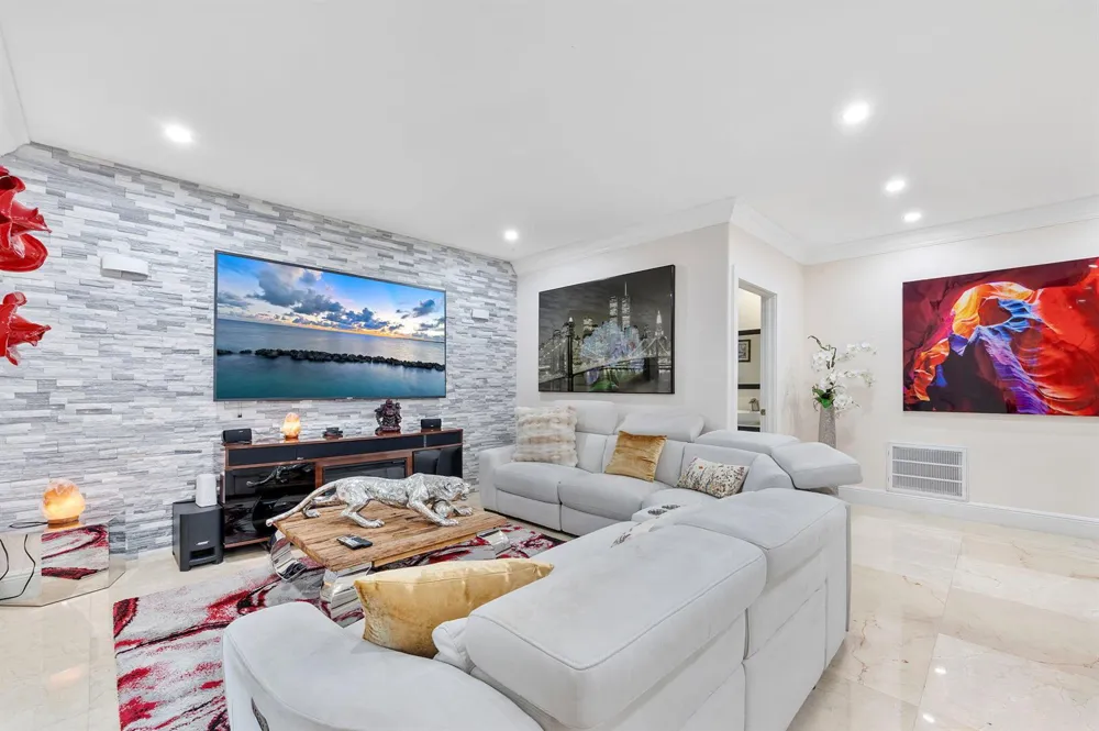 15580 SW 176TH TERRACE Miami, FL 33187
