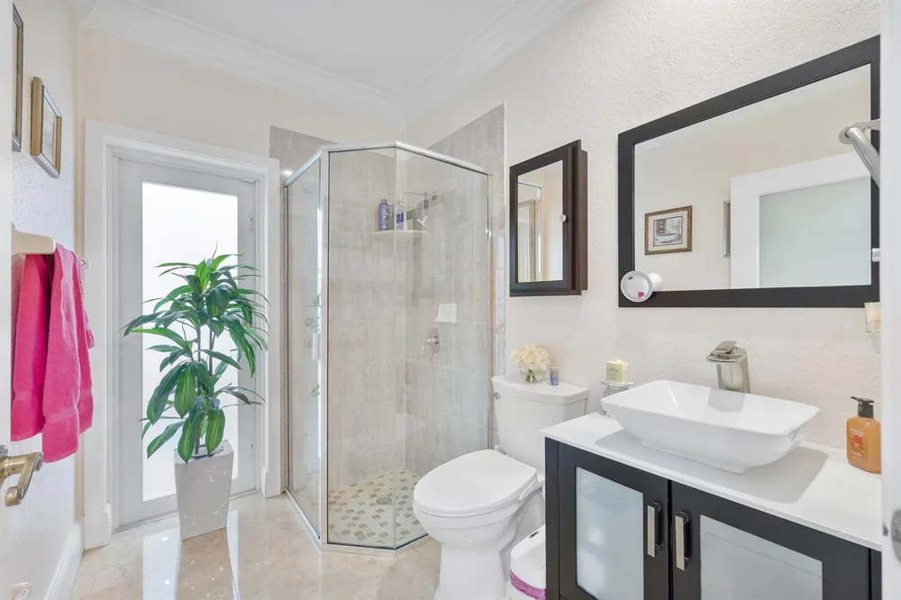 15580 SW 176TH TERRACE Miami, FL 33187
