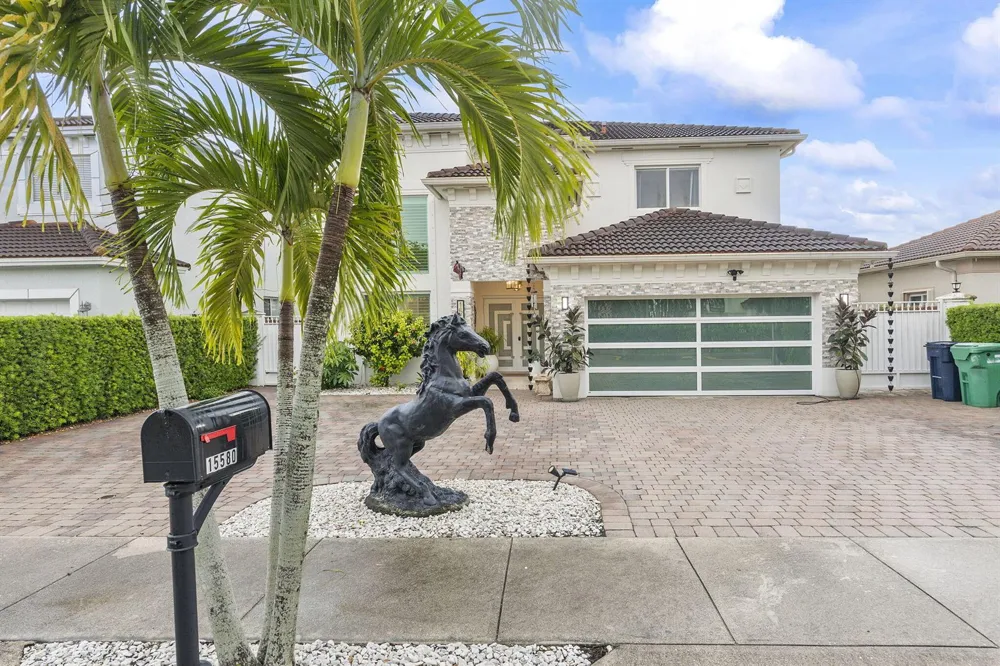 15580 SW 176TH TERRACE Miami, FL 33187