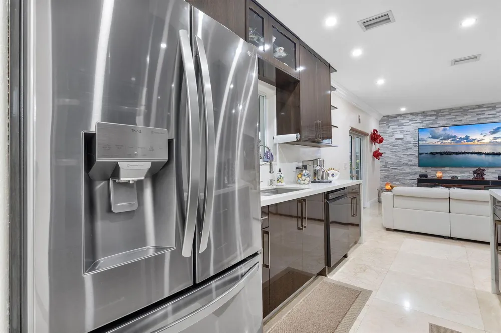 15580 SW 176TH TERRACE Miami, FL 33187