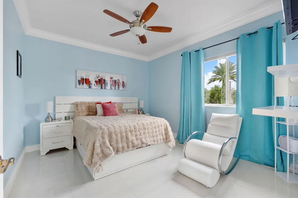 15580 SW 176TH TERRACE Miami, FL 33187