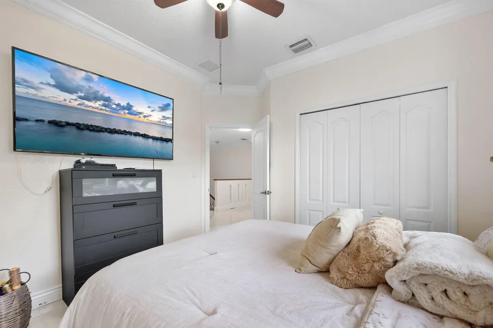 15580 SW 176TH TERRACE Miami, FL 33187