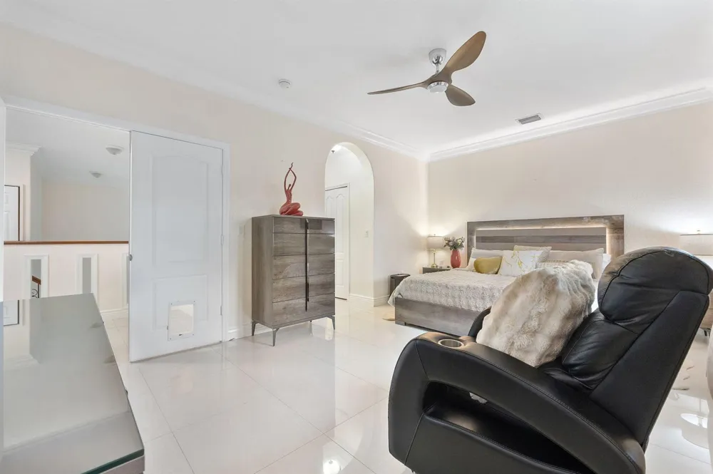 15580 SW 176TH TERRACE Miami, FL 33187