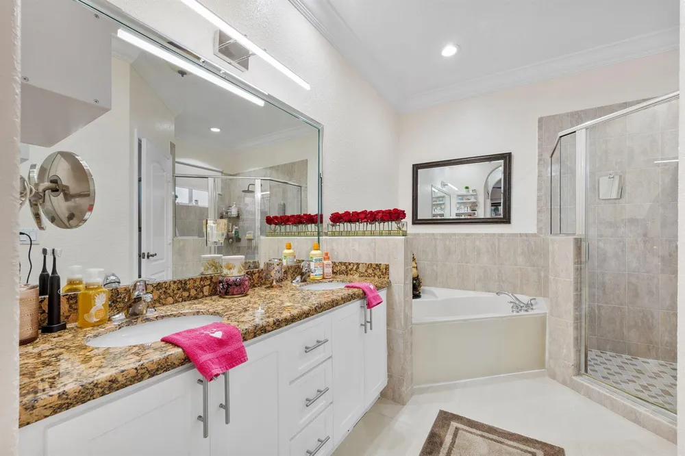 15580 SW 176TH TERRACE Miami, FL 33187