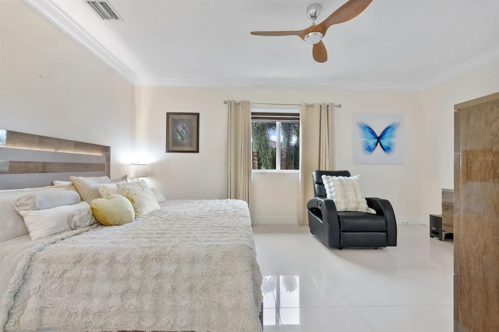 15580 SW 176TH TERRACE Miami, FL 33187