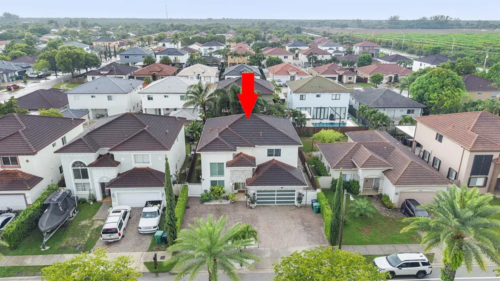15580 SW 176TH TERRACE Miami, FL 33187
