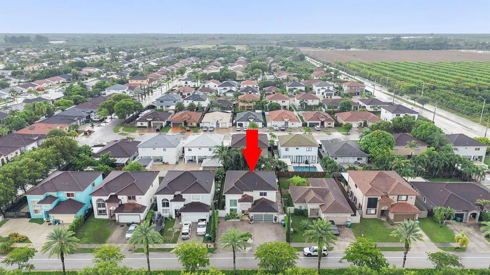 15580 SW 176TH TERRACE Miami, FL 33187