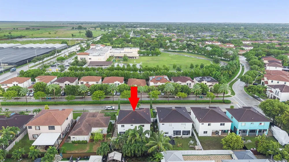 15580 SW 176TH TERRACE Miami, FL 33187