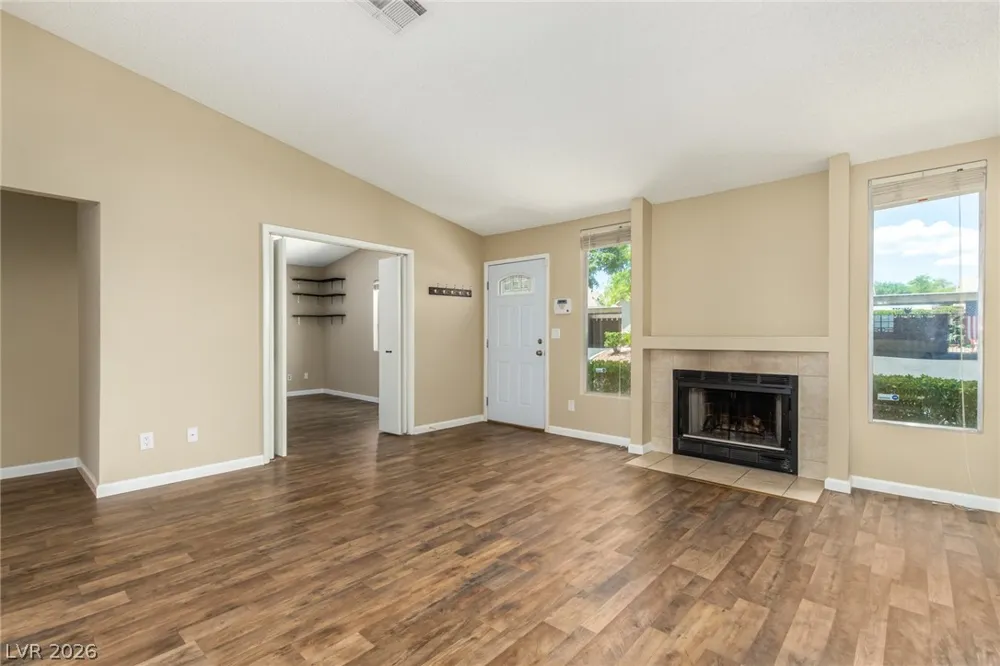 616 Jonathan Glen Way Las Vegas, NV 89145
