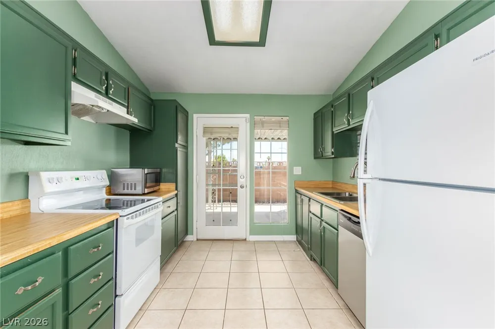 616 Jonathan Glen Way Las Vegas, NV 89145