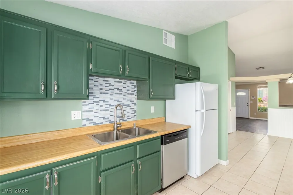 616 Jonathan Glen Way Las Vegas, NV 89145