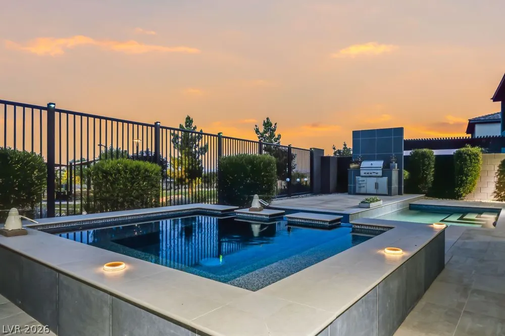 308 Gandara Street Las Vegas, NV 89138