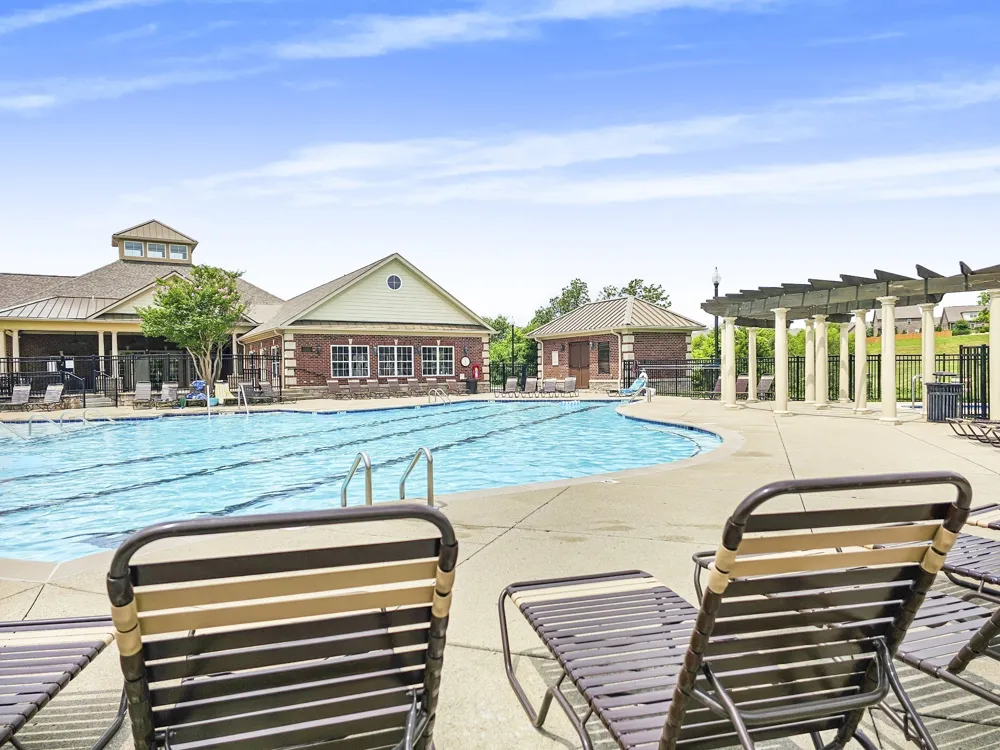 835 Meadowcrest Way Lebanon, TN 37090