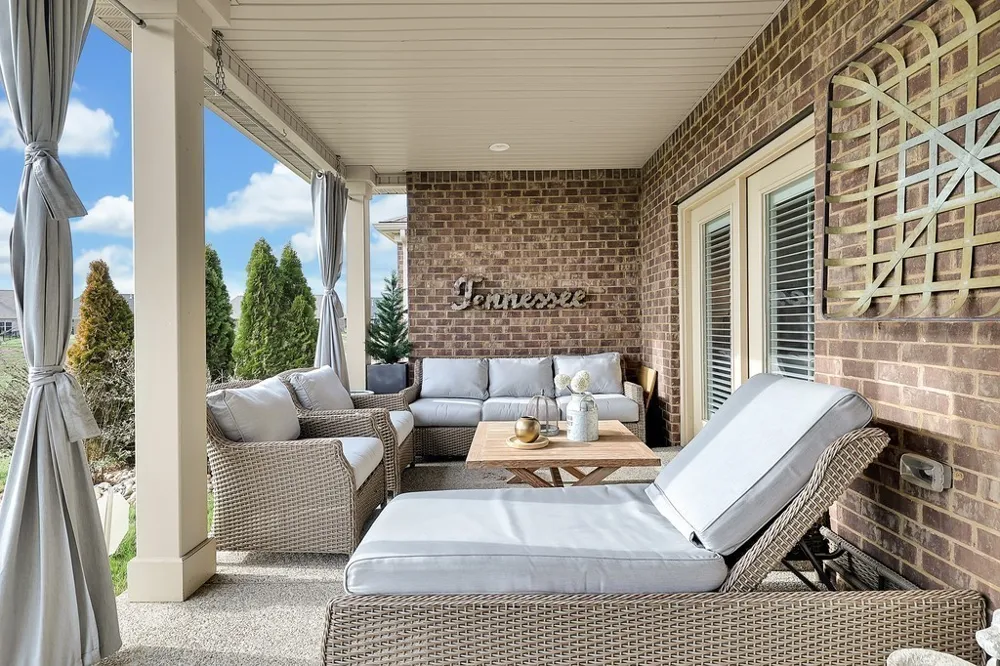 835 Meadowcrest Way Lebanon, TN 37090