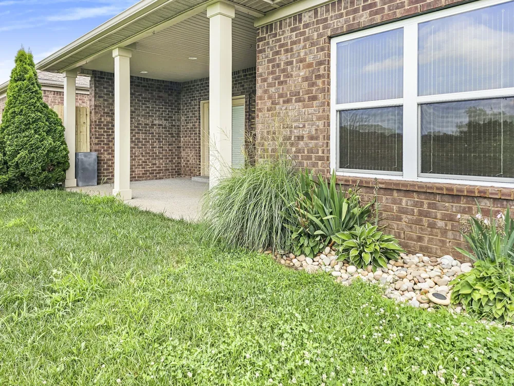 835 Meadowcrest Way Lebanon, TN 37090