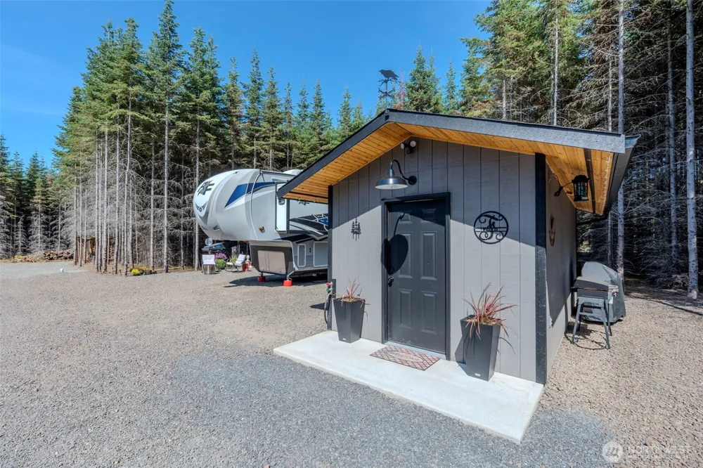 263 Twinflower Lane Onalaska, WA 98570
