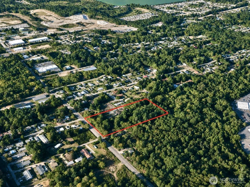 5240 W Werner Road Bremerton, WA 98312